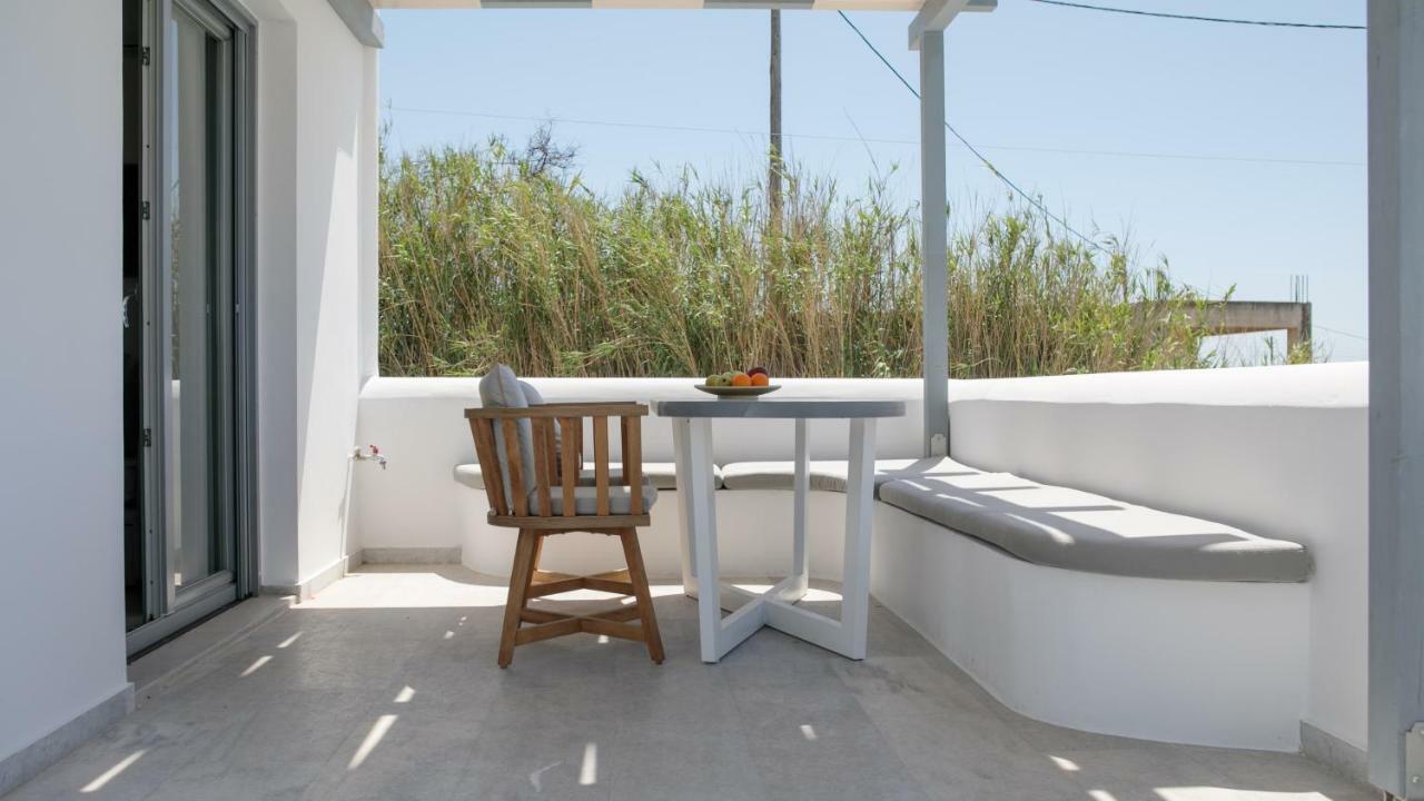 Naxos Infinity Villa And Suites Galanado Bagian luar foto